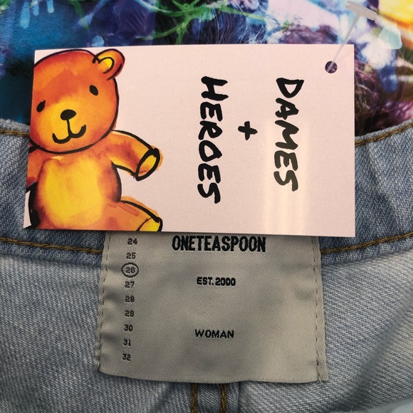 OneTeaSpoon Short Shorts Mid Waist Bandits size 26 - Picture 5 of 5